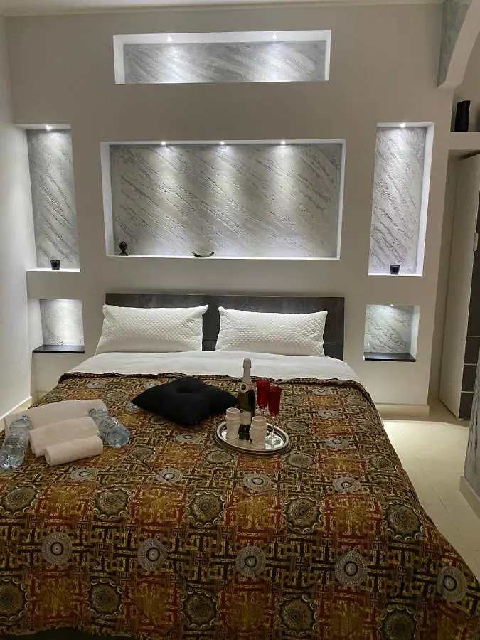 Il Cortiletto28 Rooms & House Сиракузы Апартаменты