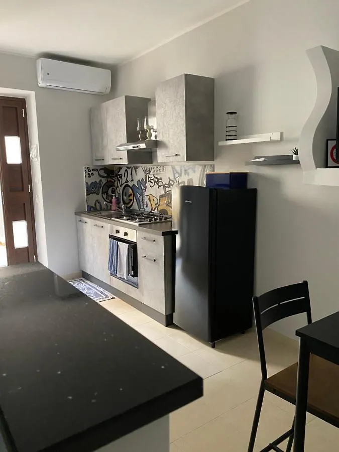 Апартаменты Il Cortiletto28 Rooms & House Сиракузы Италия