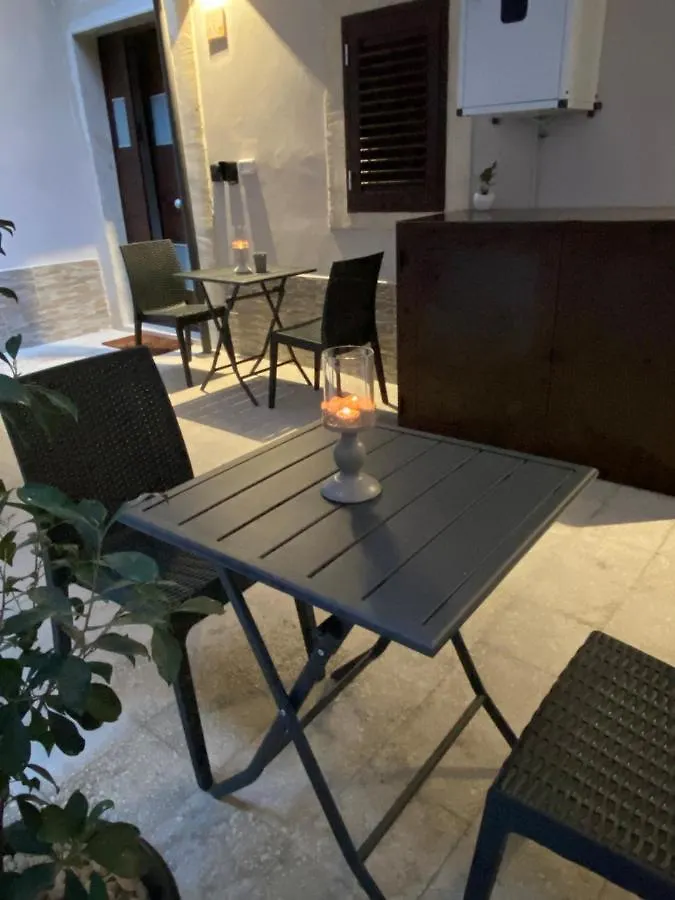 Il Cortiletto28 Rooms & House Syracuse